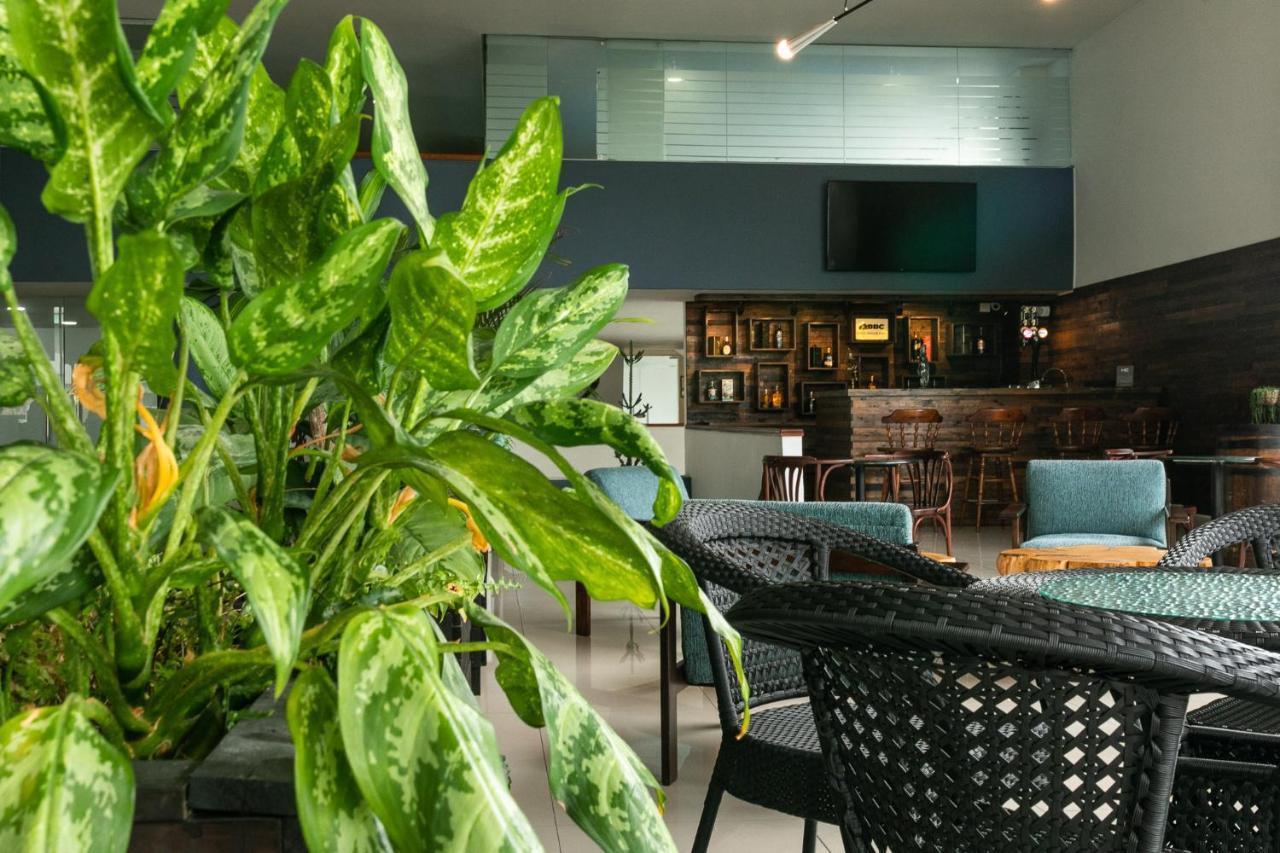 Hotel Carretero Manizales Buitenkant foto